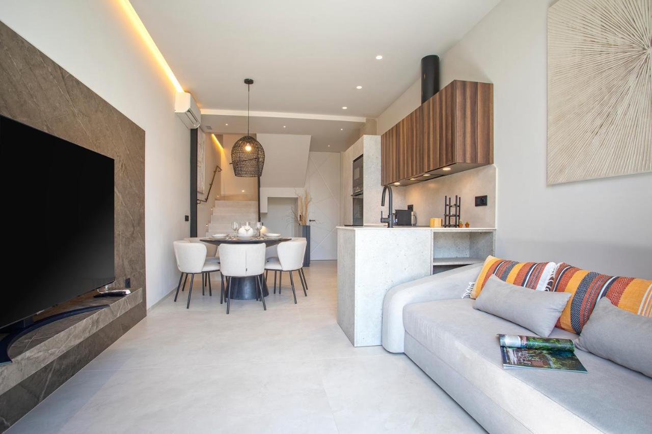 Magnificent Renovated 2Bd 2Bth Duplex With Terrace - City Centre Малага Екстер'єр фото